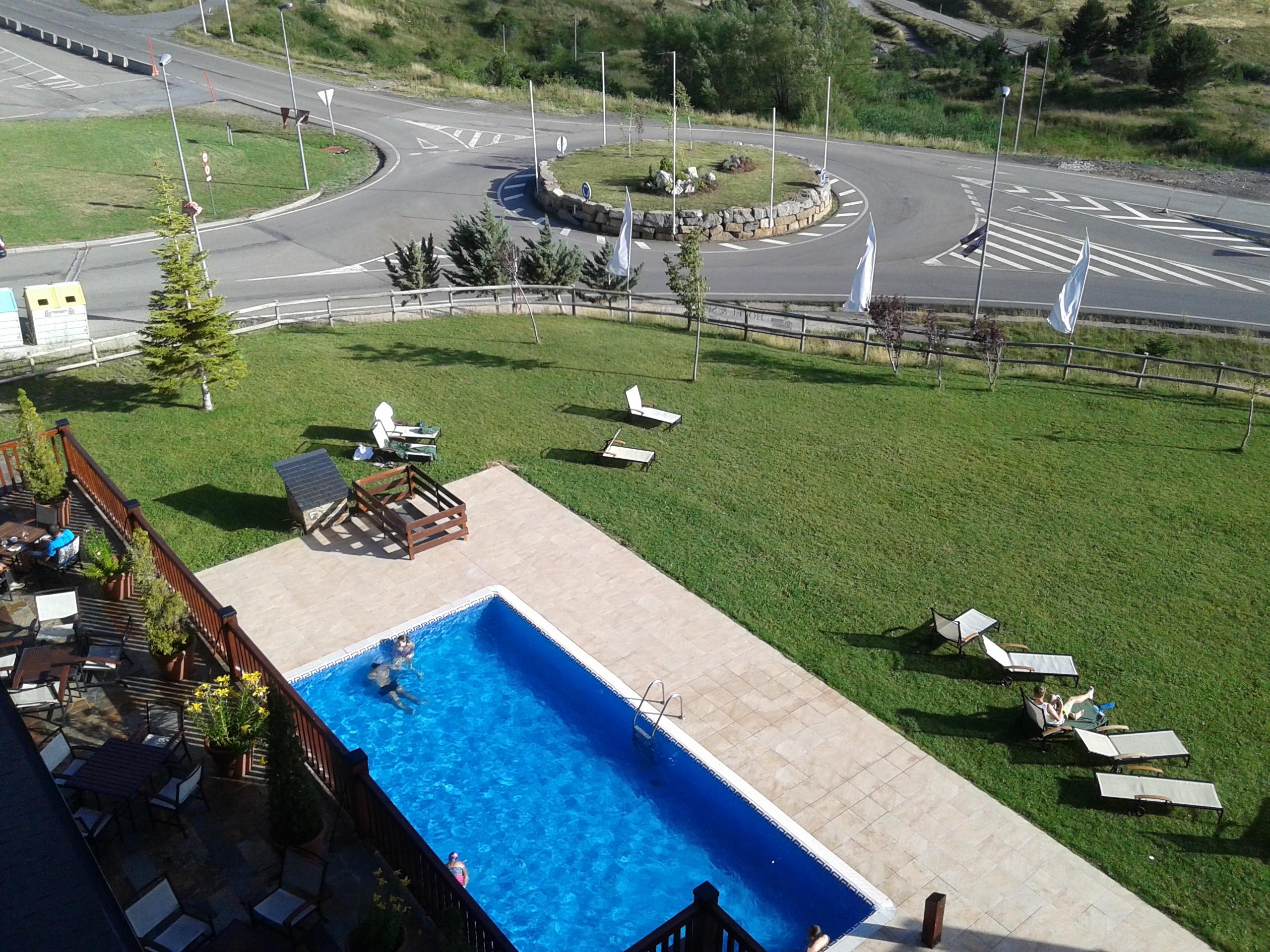 Hotel Saliecho Formigal Exteriér fotografie